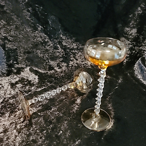 Vtg Amber Blown Glass Cordial Cocktail Glasses (2) Twisted Stem 5.5" tall - Picture 9 of 14